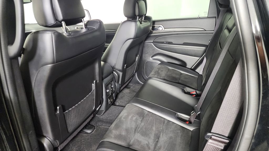 Used 2022 Jeep Grand Cherokee Laredo X image 27