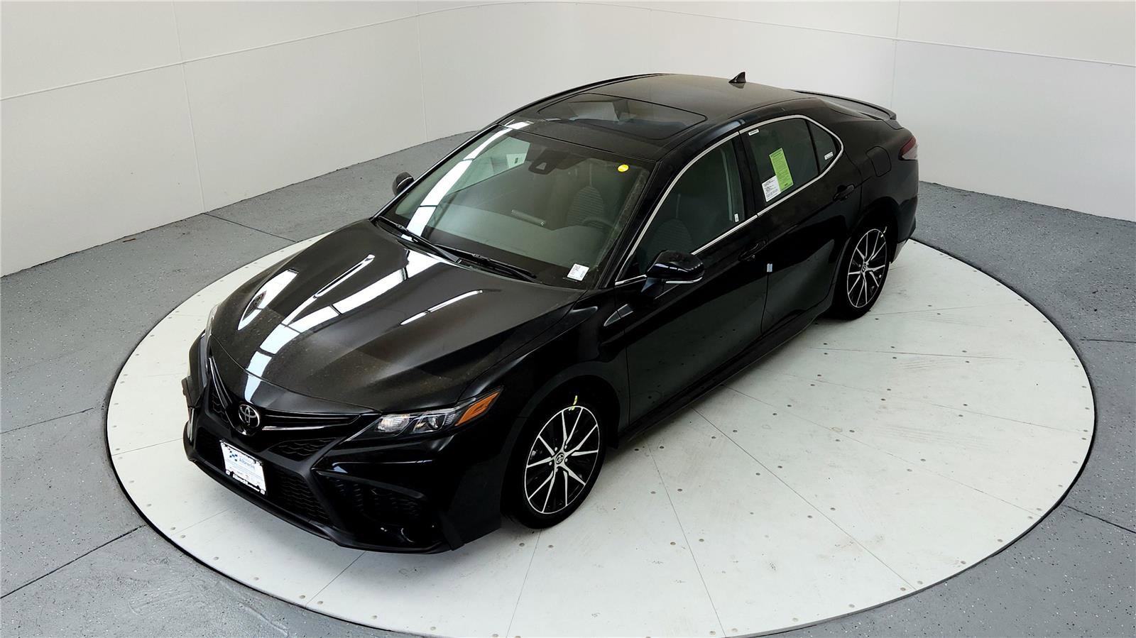 Certified 2023 Toyota Camry SE w/ Cold Weather Package image 14