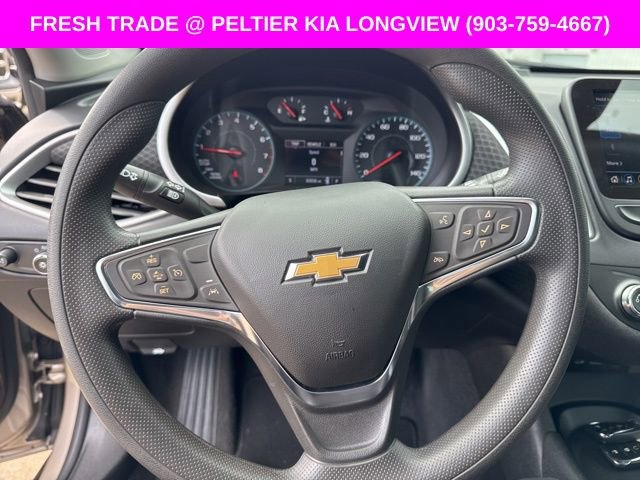 Used 2025 Chevrolet Malibu LS image 14