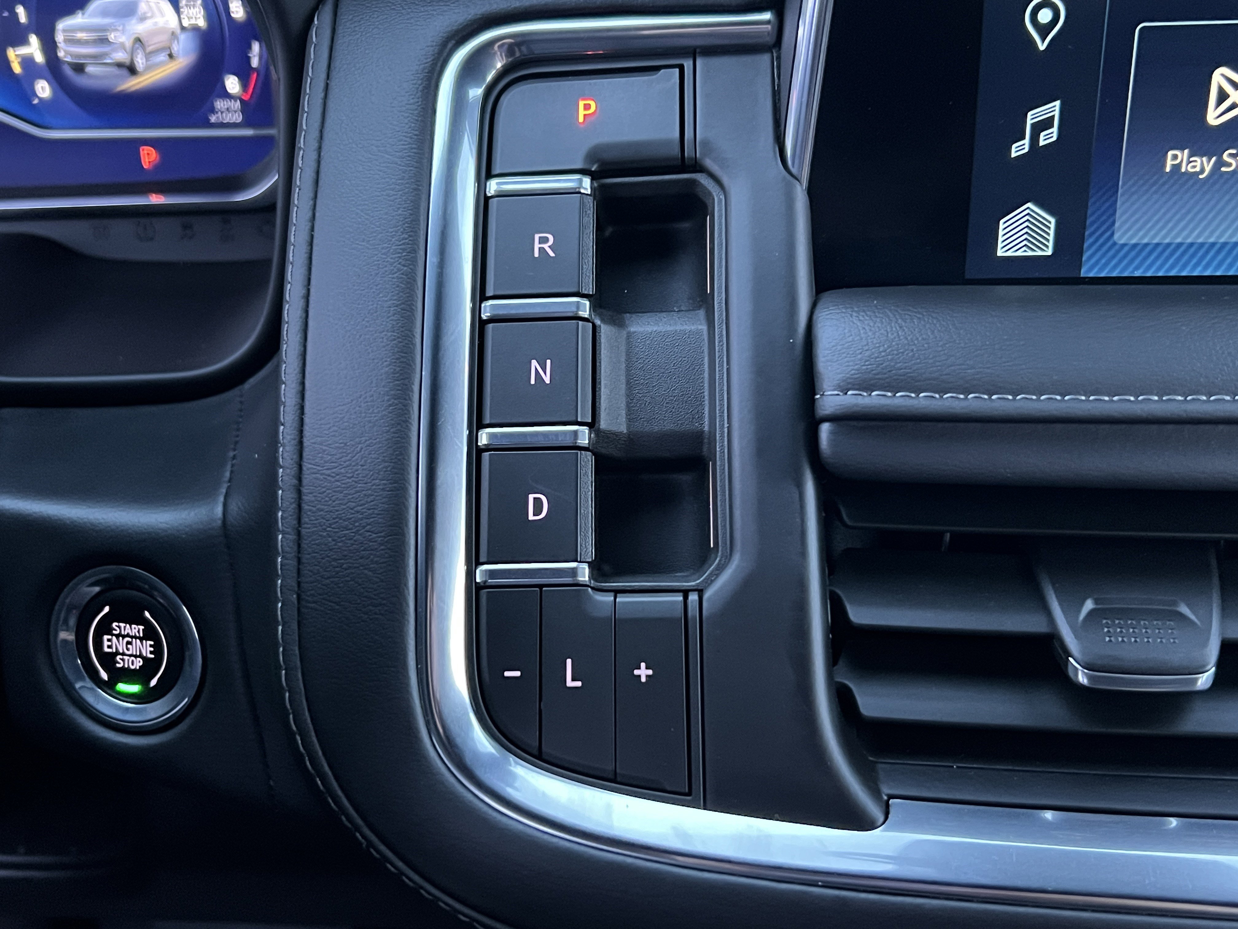 Used 2023 Chevrolet Tahoe Z71 image 35