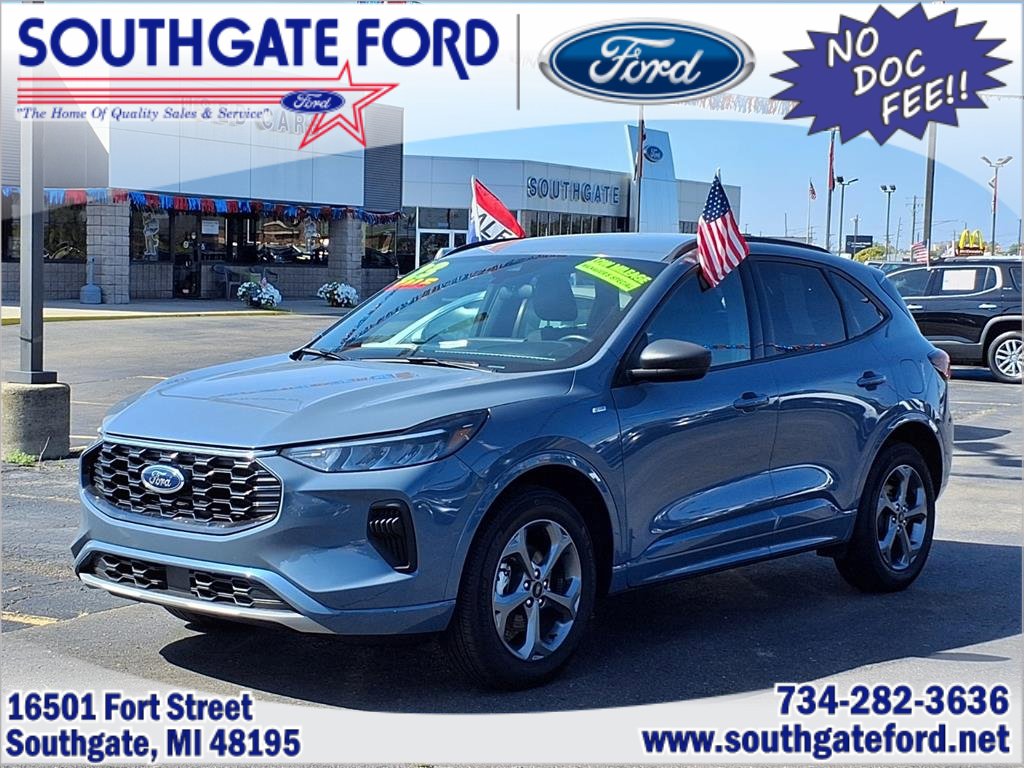 Used 2023 Ford Escape ST-Line w/ Tech Pack #1 video 1