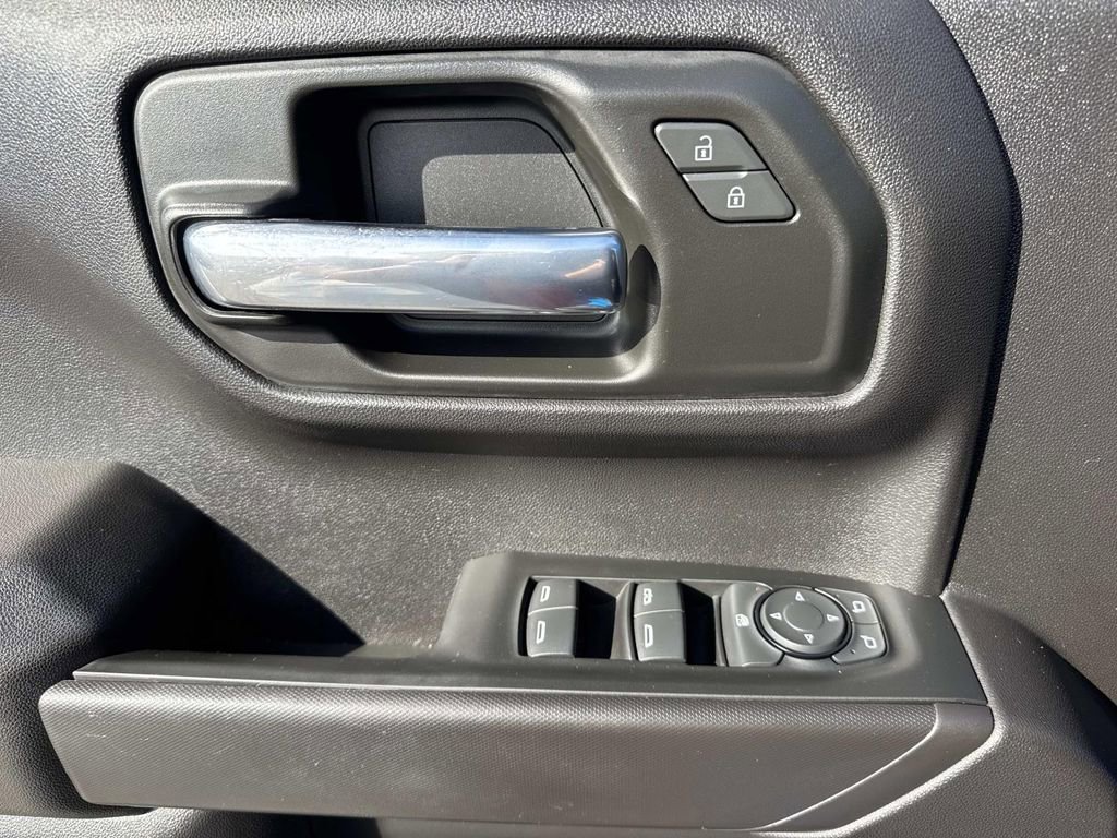 Certified 2024 Chevrolet Silverado 1500 Custom image 21