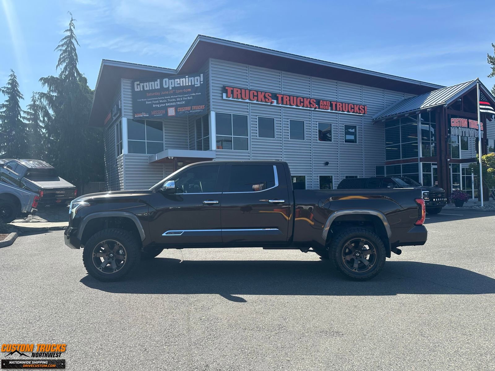 Used 2025 Toyota Tundra 1794 Edition image 4
