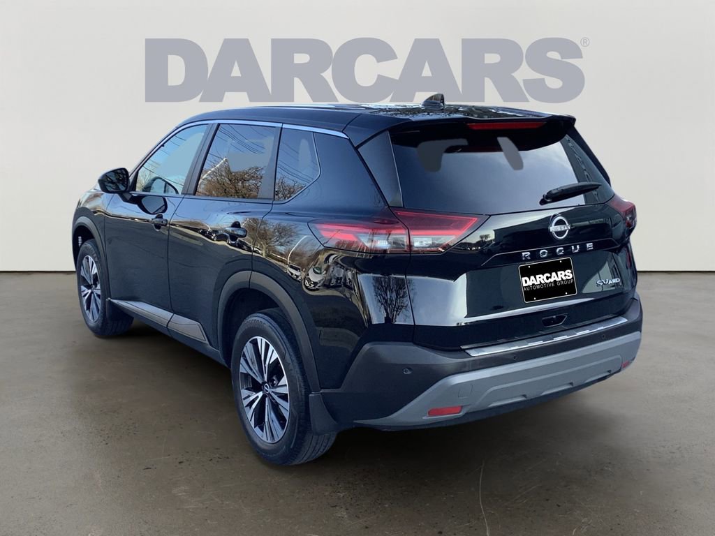 Used 2023 Nissan Rogue SV image 5
