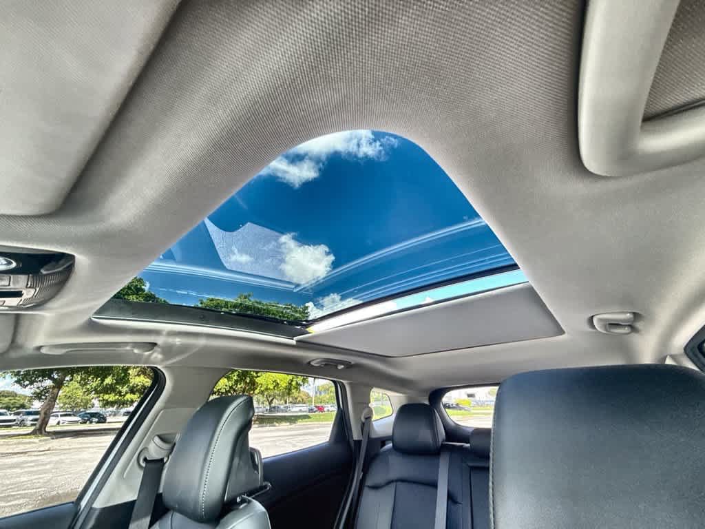 Used 2025 Kia Sportage EX w/ Premium Package FWD image 17