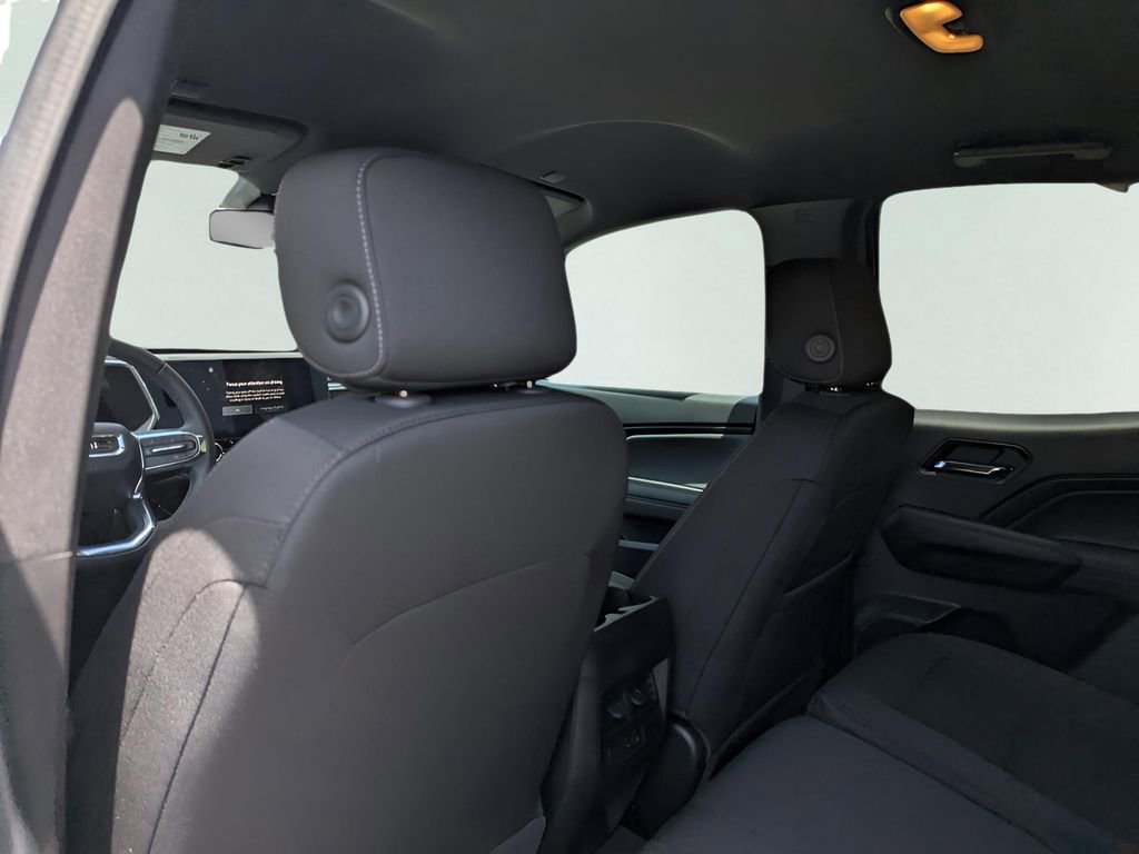 New 2026 GMC Canyon Elevation w/ Convenience Package image 12