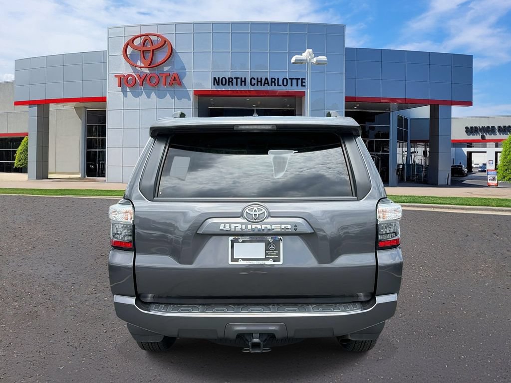 Used 2022 Toyota 4Runner SR5 Premium AWD/4WD image 7