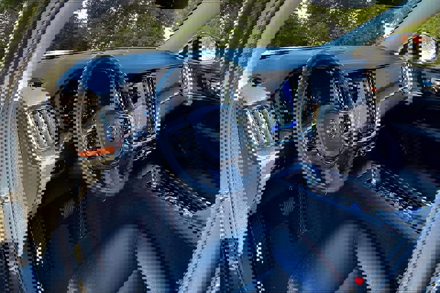 Used 2024 Volvo S60 B5 Plus image 18