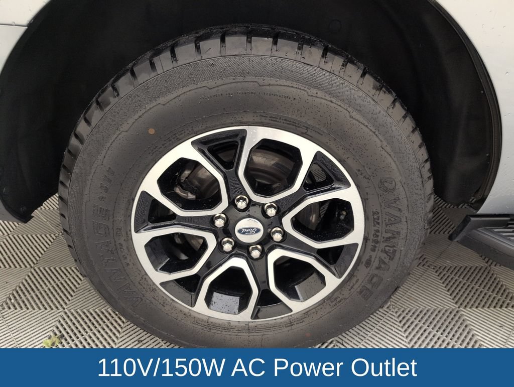 Certified 2024 Ford Expedition XLT AWD/4WD image 18
