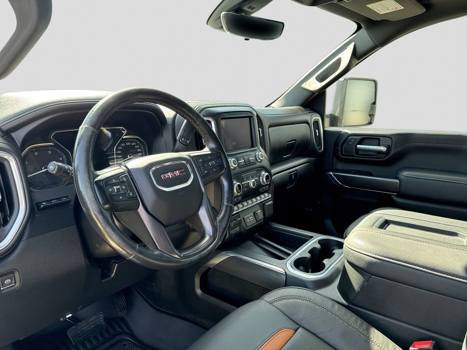 Used 2021 GMC Sierra 2500 AT4 w/ AT4 Premium Plus Package AWD/4WD image 2