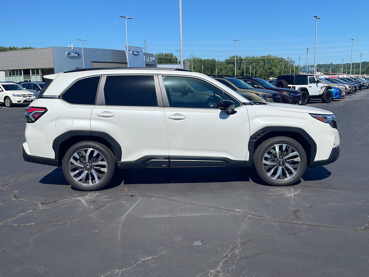 Used 2026 Subaru Forester Touring AWD/4WD image 6