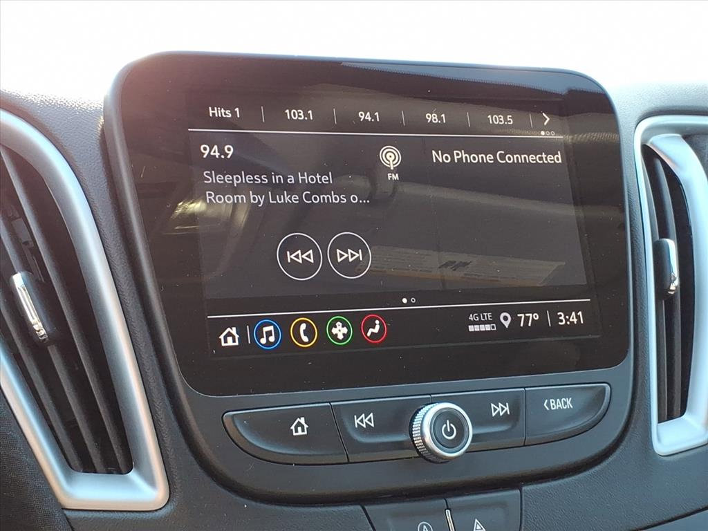 Used 2024 Chevrolet Malibu LT FWD image 22