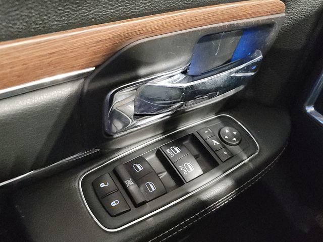 Used 2014 RAM 1500 Laramie w/ Convenience Group AWD/4WD image 28