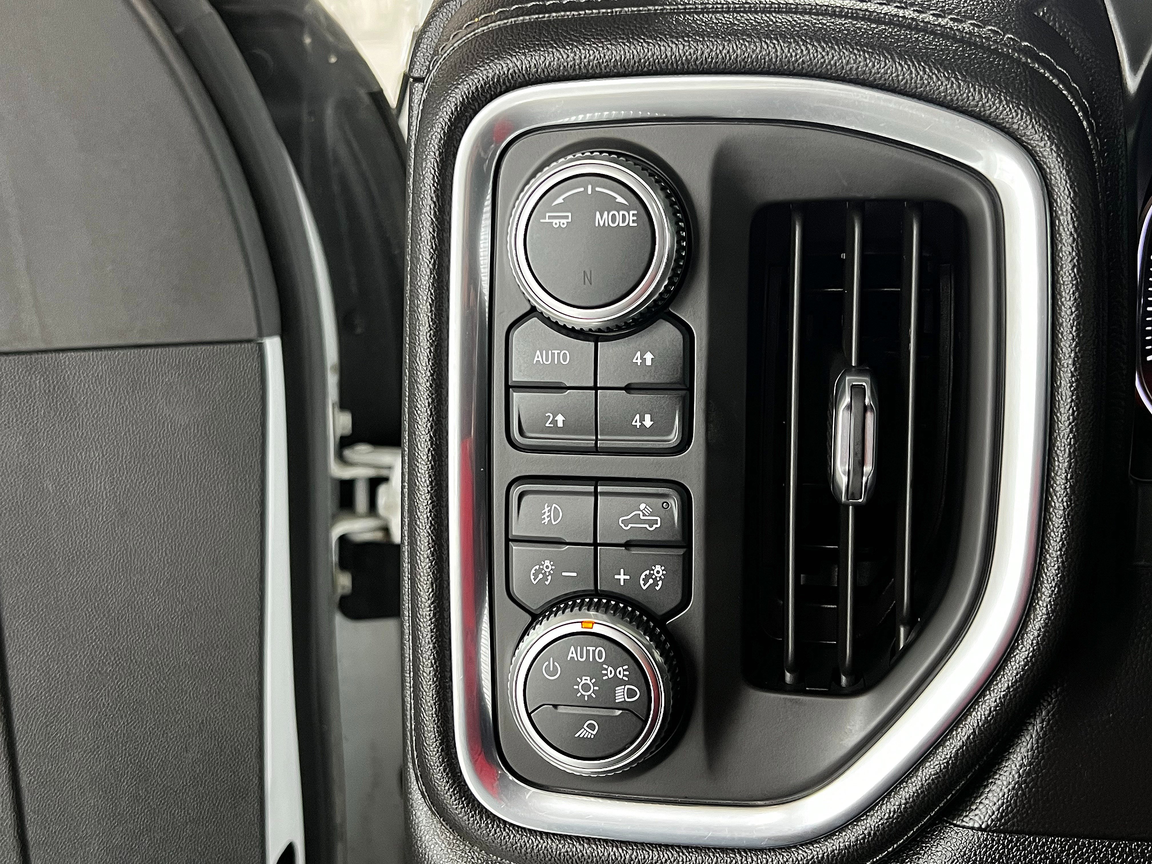 Used 2021 GMC Sierra 2500 SLT w/ SLT Premium Package AWD/4WD image 20