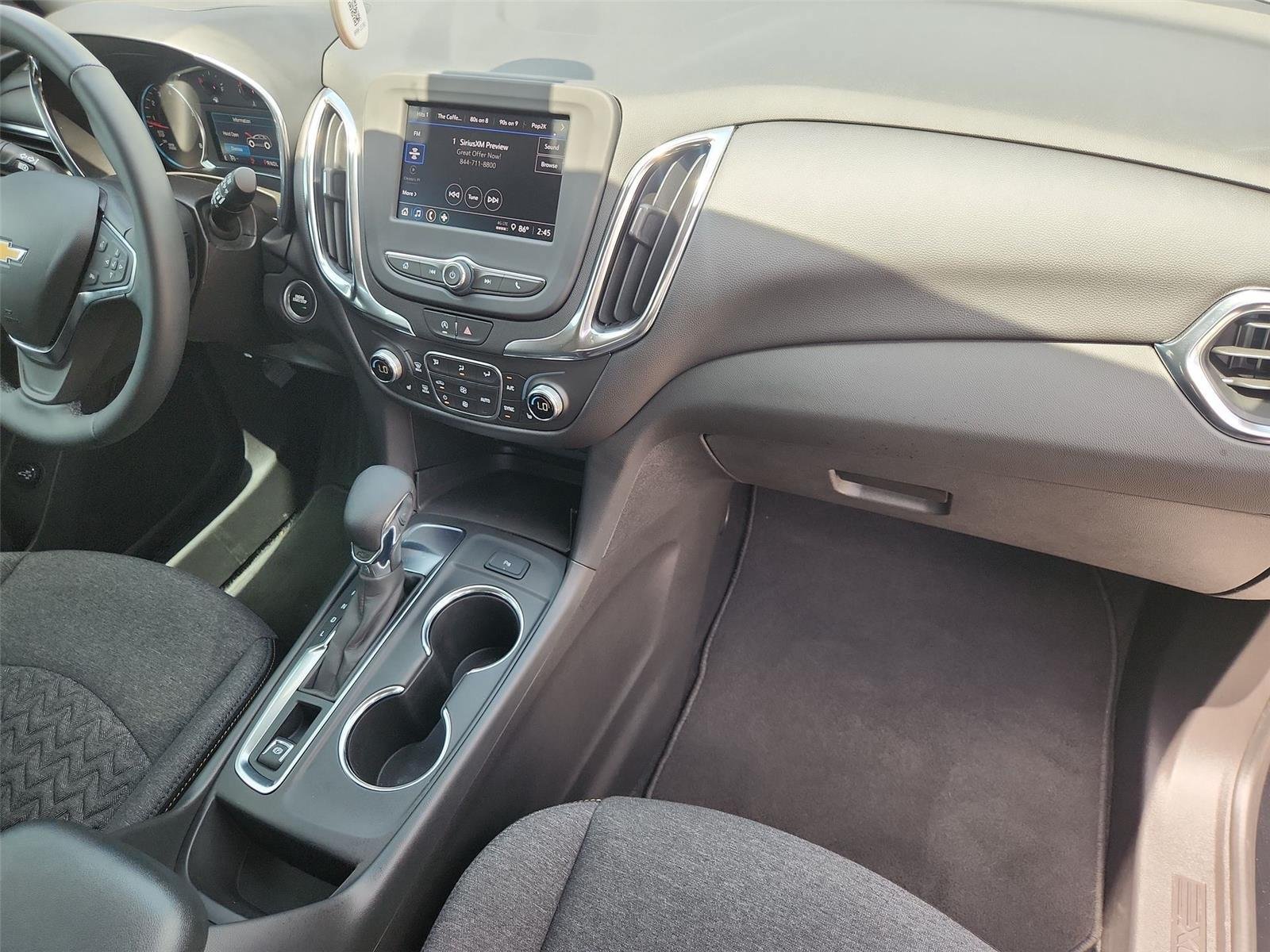 Used 2024 Chevrolet Equinox LT FWD image 27