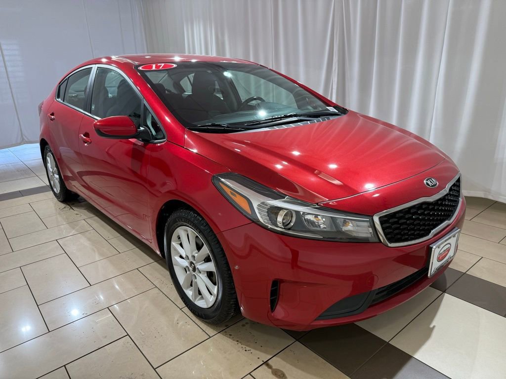 Used 2017 Kia Forte S image 7