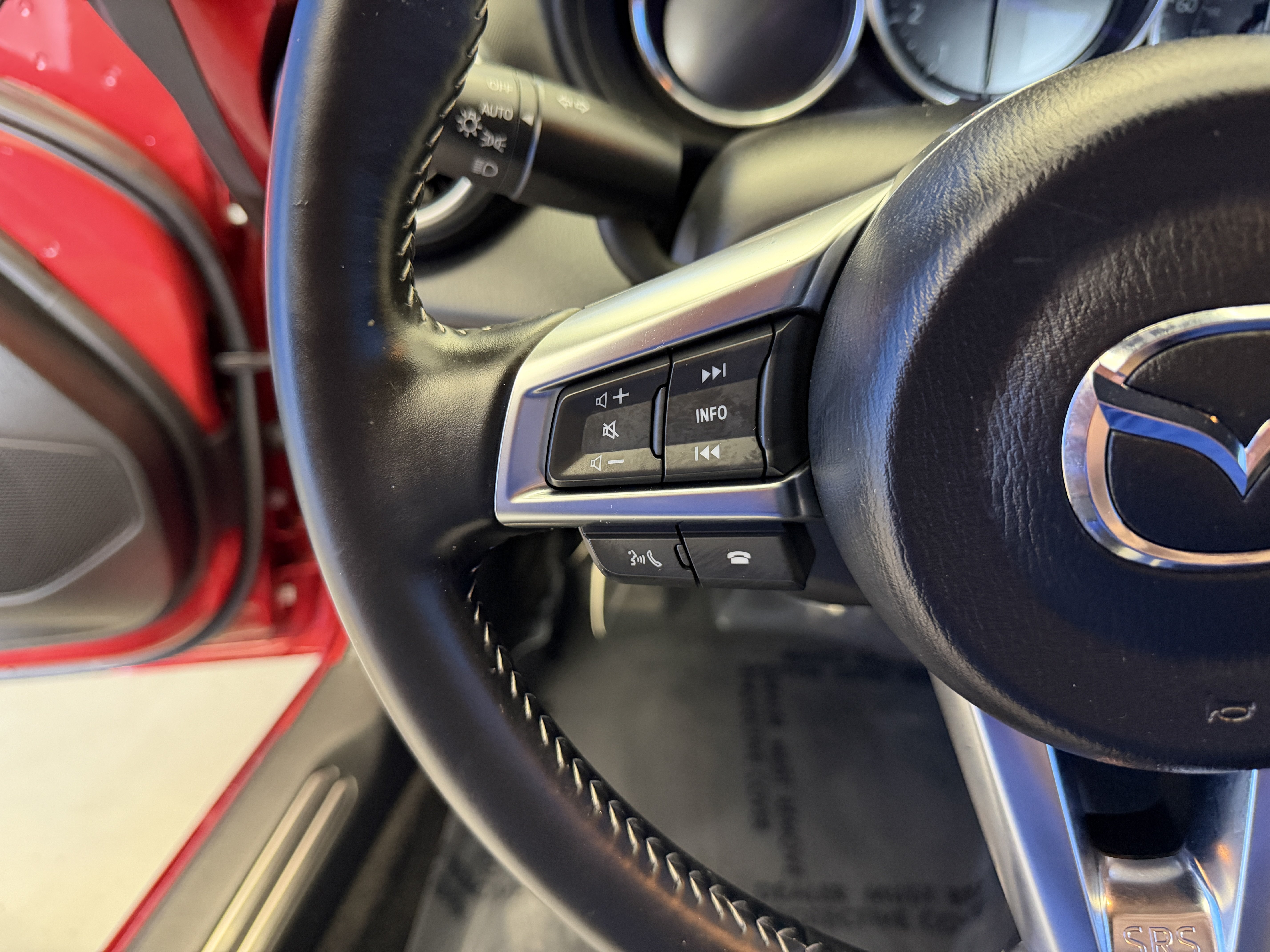 Used 2024 MAZDA MX-5 Miata Grand Touring RWD image 14
