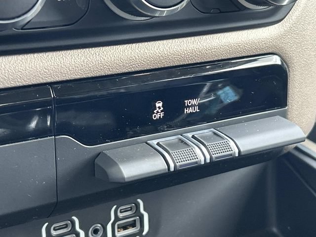 Used 2021 RAM 1500 Laramie AWD/4WD image 29