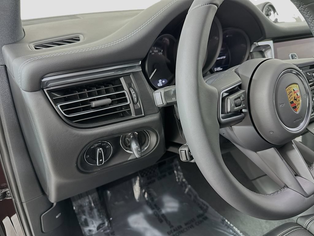 New 2026 Porsche Macan GTS AWD/4WD image 11