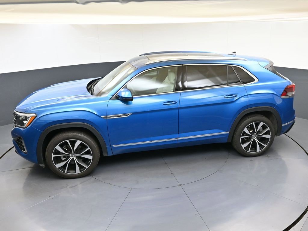 Certified 2025 Volkswagen Atlas Cross Sport SEL Premium R-Line image 45