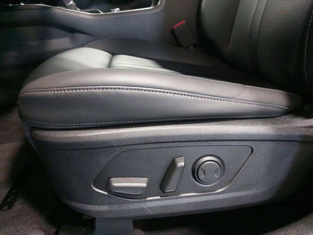 Used 2025 Kia Sorento S w/ Panoramic Sunroof Package FWD image 57