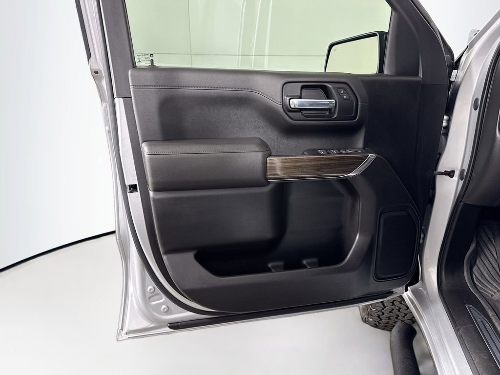 Used 2022 Chevrolet Silverado 1500 RST image 24