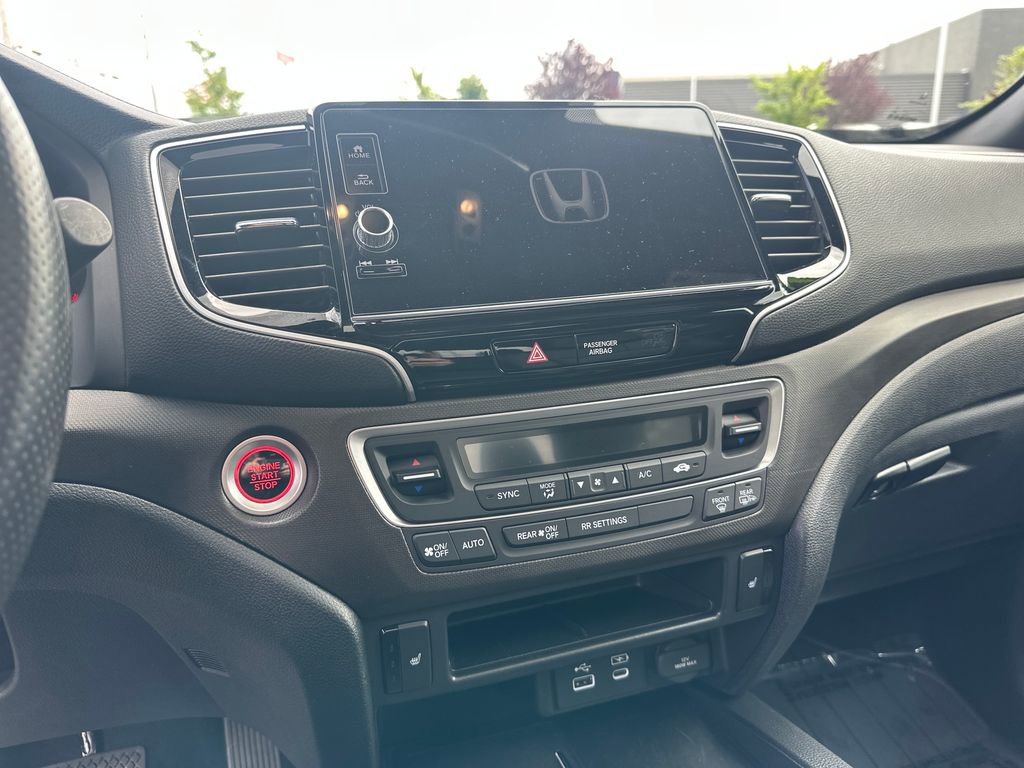 Used 2025 Honda Ridgeline TrailSport image 22