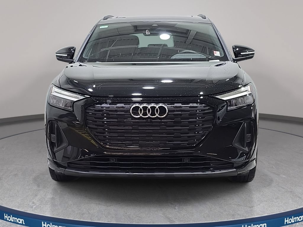 Used 2024 Audi Q4 e-tron Premium Plus w/ Premium Plus AWD/4WD image 3