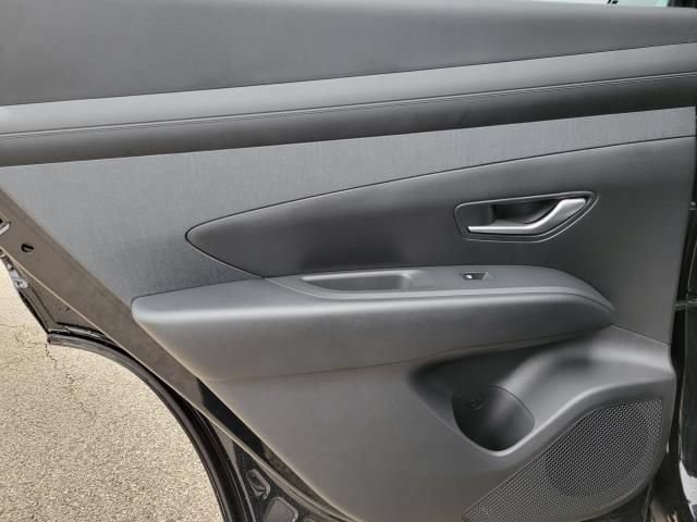 Used 2025 Hyundai Tucson SEL AWD/4WD image 10
