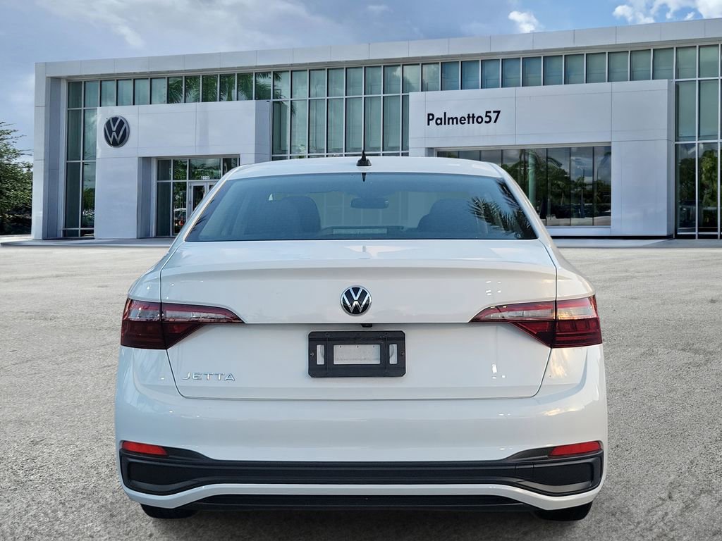 Used 2022 Volkswagen Jetta S image 5