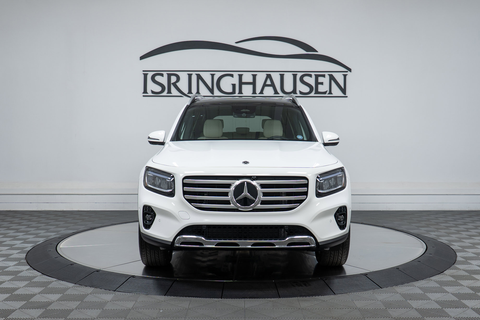 New 2026 Mercedes-Benz GLB 250 4MATIC image 2