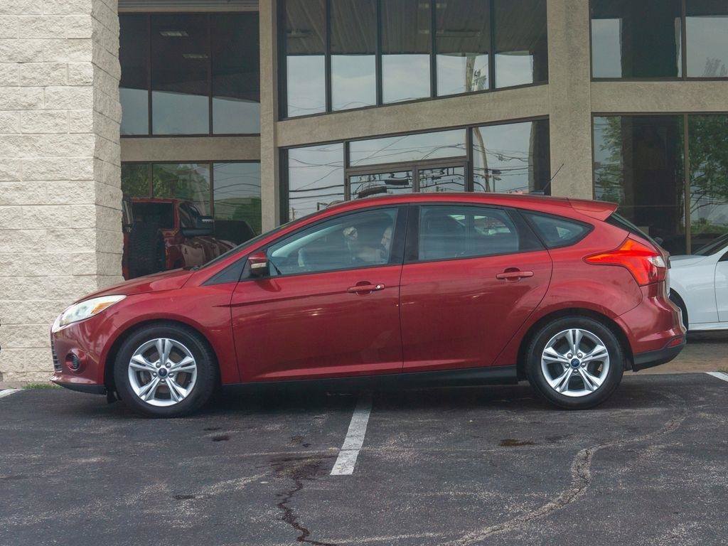 Used 2013 Ford Focus SE FWD image 5