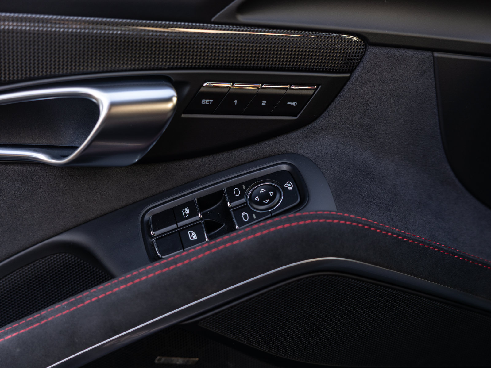 Certified 2025 Porsche 718 Cayman GTS RWD image 39