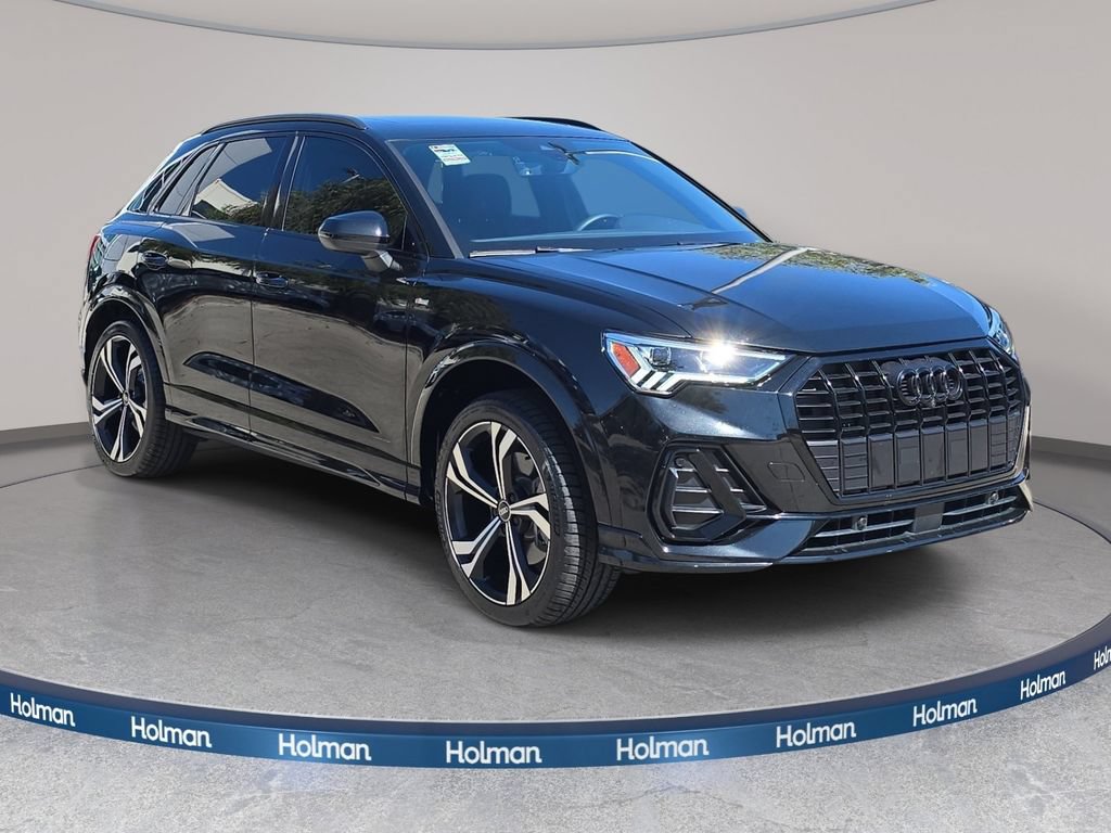 Used 2024 Audi Q3 2.0T Premium Plus w/ Premium Plus Package AWD/4WD image 4