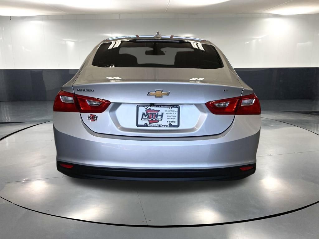 Used 2018 Chevrolet Malibu LT w/ LPO, Convenience Package 2 image 7