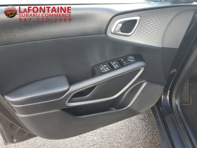 Used 2021 Kia Soul LX FWD image 8