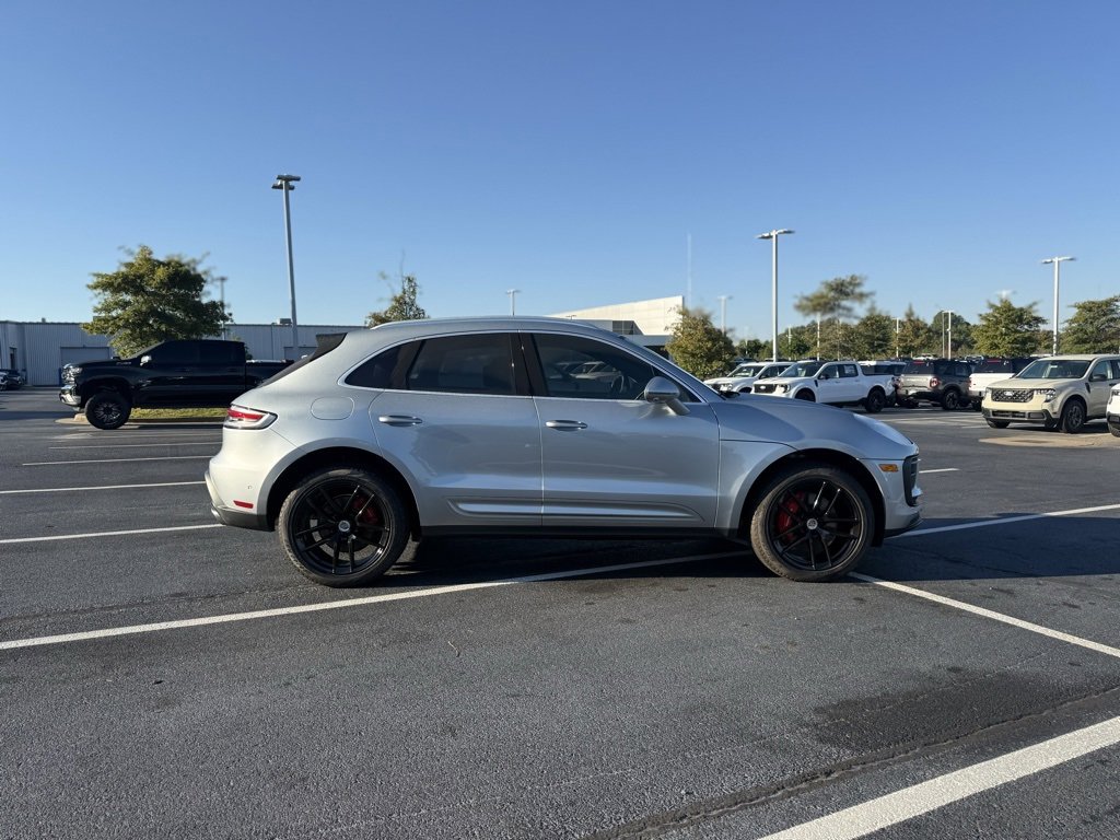 Used 2022 Porsche Macan S w/ Premium Package Plus image 9