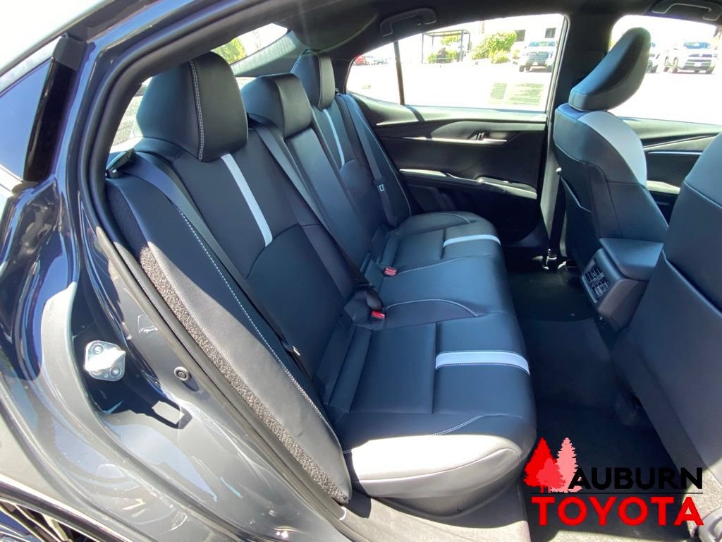 New 2026 Toyota Camry SE FWD image 14