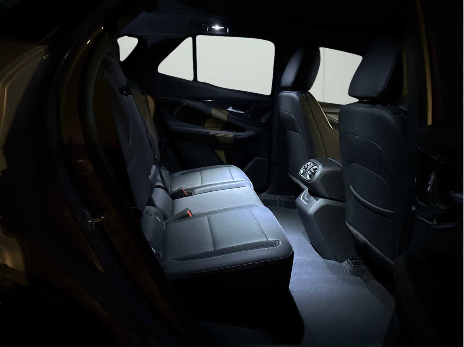 Used 2025 Chevrolet Blazer EV LT w/ Super Cruise Package image 11