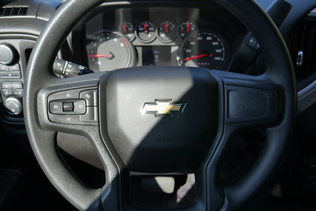Used 2025 Chevrolet Silverado 2500 Custom w/ Custom Convenience Package image 12