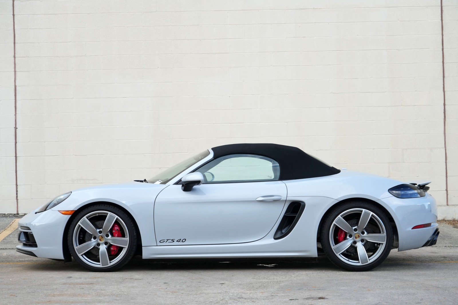 Used 2025 Porsche 718 Boxster GTS RWD image 9