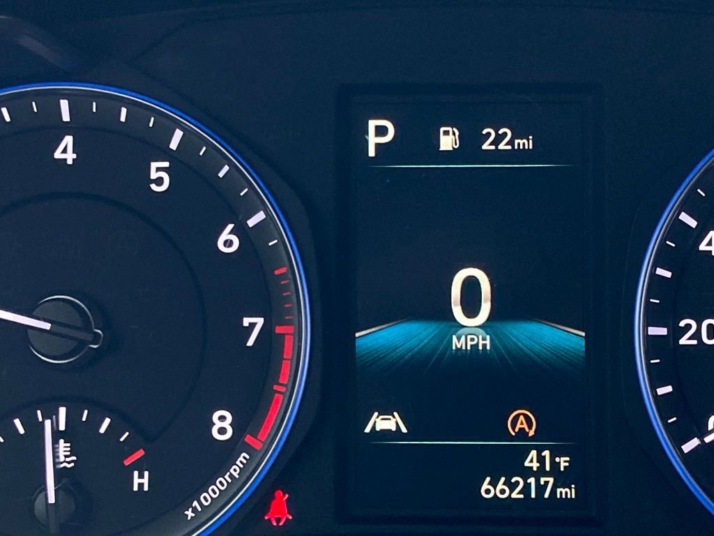 Used 2022 Hyundai Kona SE w/ Cargo Package image 15