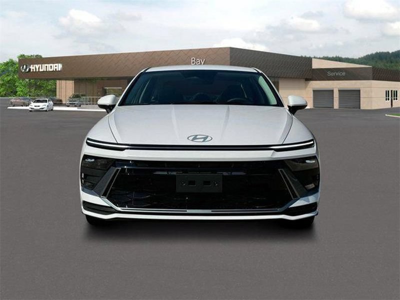 New 2025 Hyundai Sonata SE FWD image 12