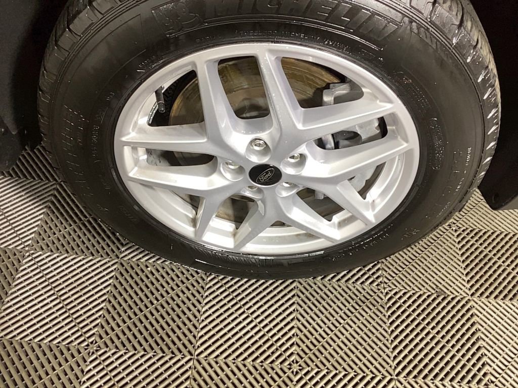 Used 2024 Ford Edge SEL w/ Convenience Package image 6