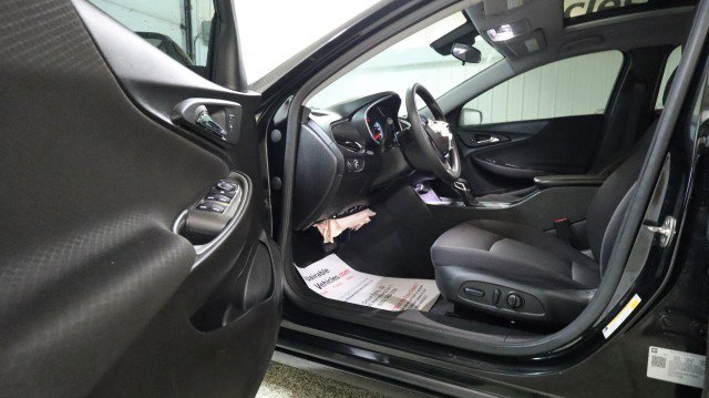 Used 2024 Chevrolet Malibu LT FWD image 9