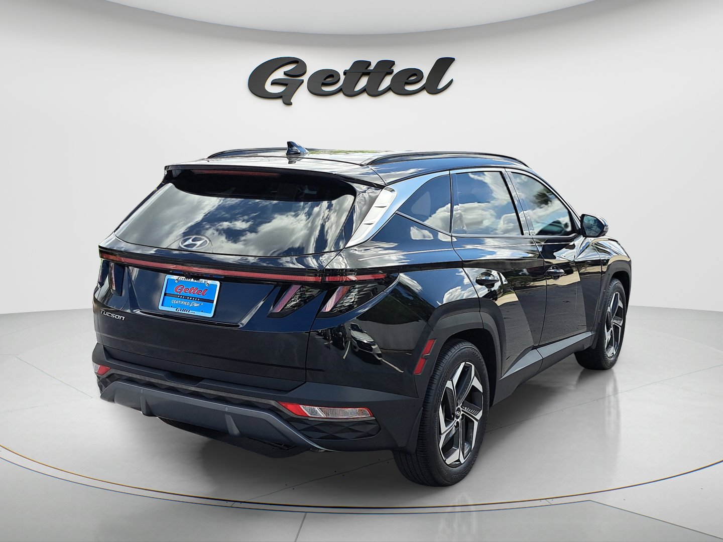 Certified 2023 Hyundai Tucson Limited image 4