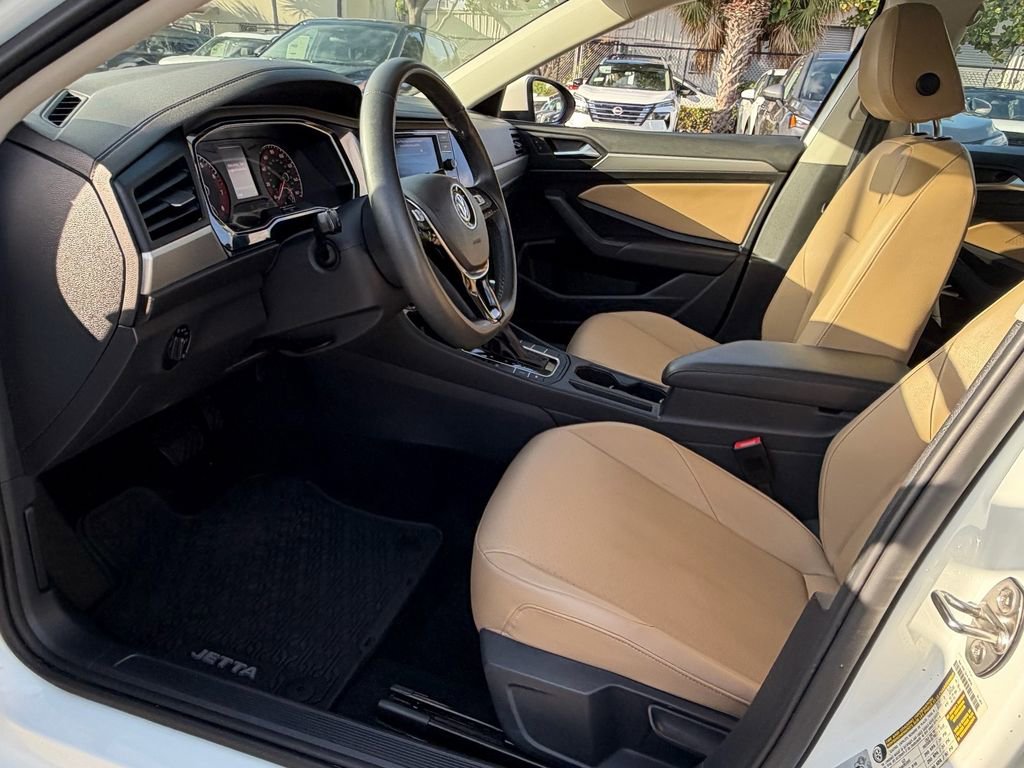 Used 2020 Volkswagen Jetta SE FWD image 11