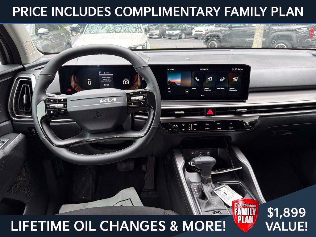New 2026 Kia Sorento LX FWD image 7