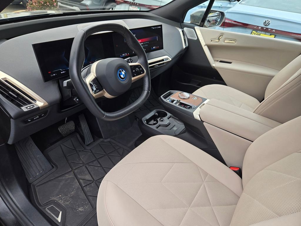 Used 2024 BMW iX M60 image 5