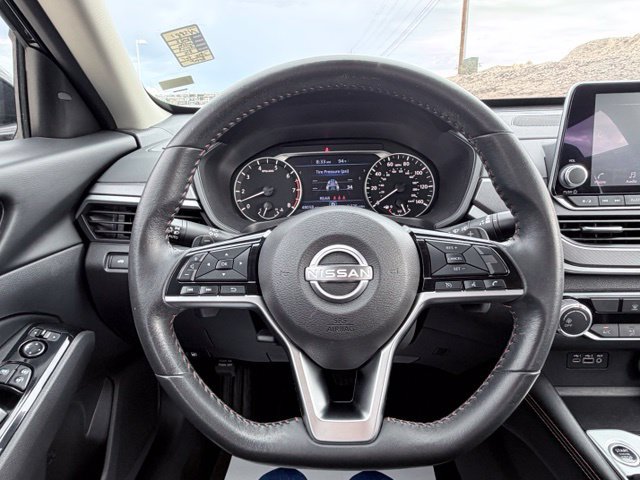 Used 2025 Nissan Altima 2.5 SR FWD image 9